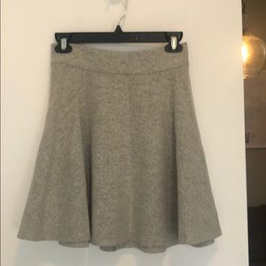 Light gray Club Monaco skater skirt. Sz 00